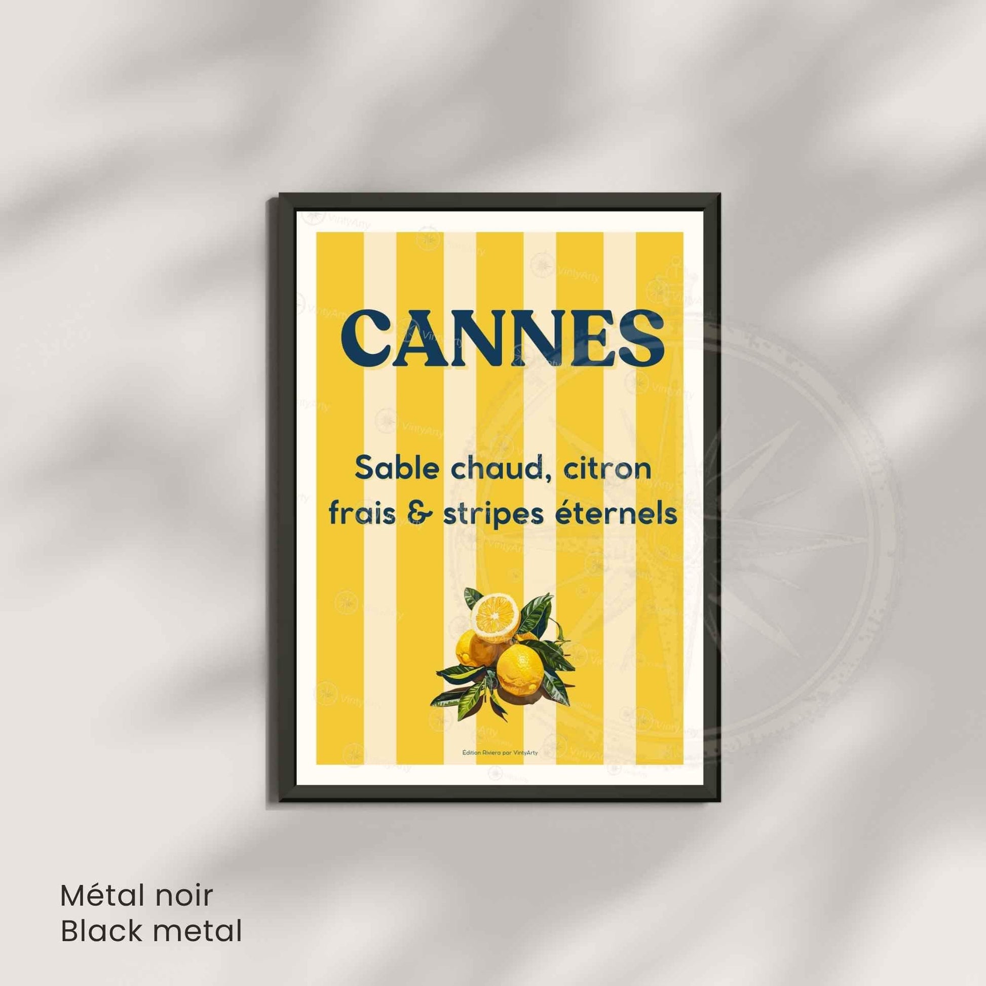 Affiche Cannes citron et rayures – Poster typographique Côte d’Azur – Déco vintage soleil et fruits