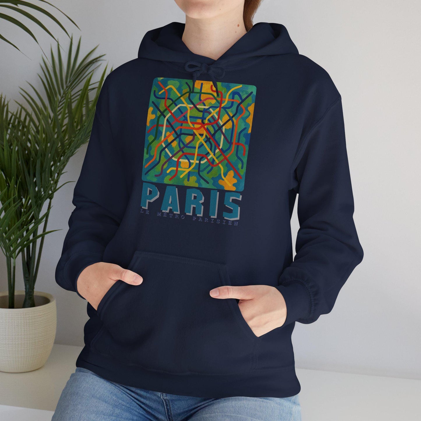 Sweat à capuche Paris – Hoodie unisexe avec design métro parisien, sweat graphique, streetwear tendance, idée cadeau voyage