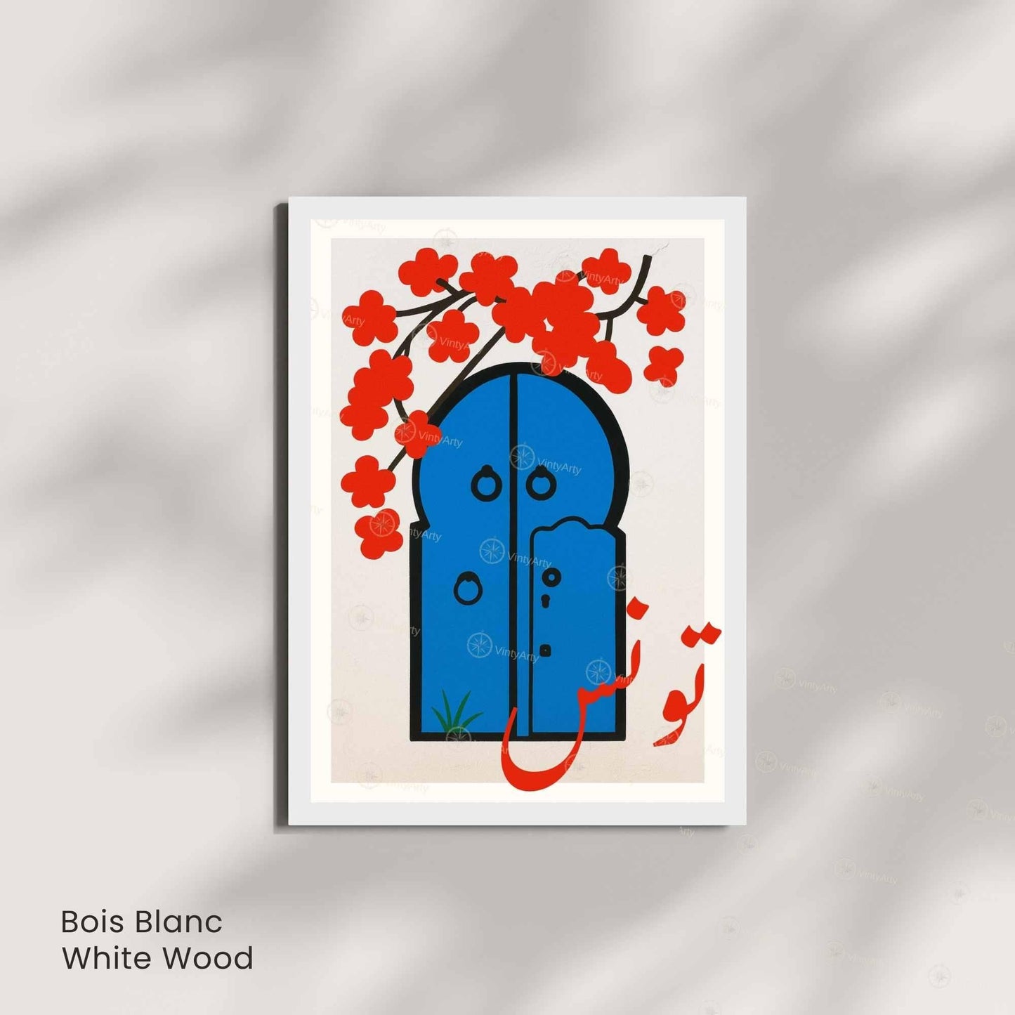 Affiche Tunis – Porte Bleue et Fleurs Rouges | Art Minimaliste Arabe & Décoration Murale Tunisienne