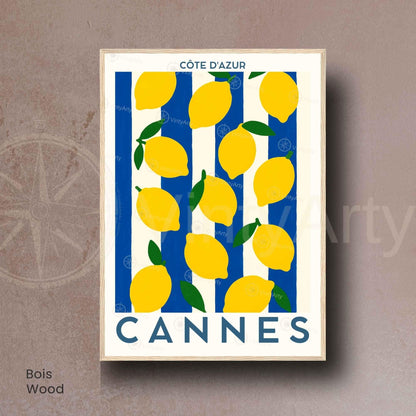 Affiche Cannes Citron Côte d’Azur – Poster décoratif Méditerranée – Illustration graphique fruits jaune & rayures bleu