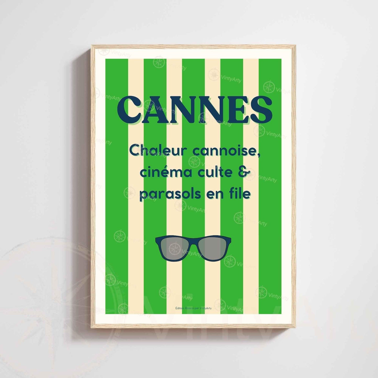 Affiche Cannes lunettes – Poster rayures vertes Côte d’Azur – Art typographique été & cinéma