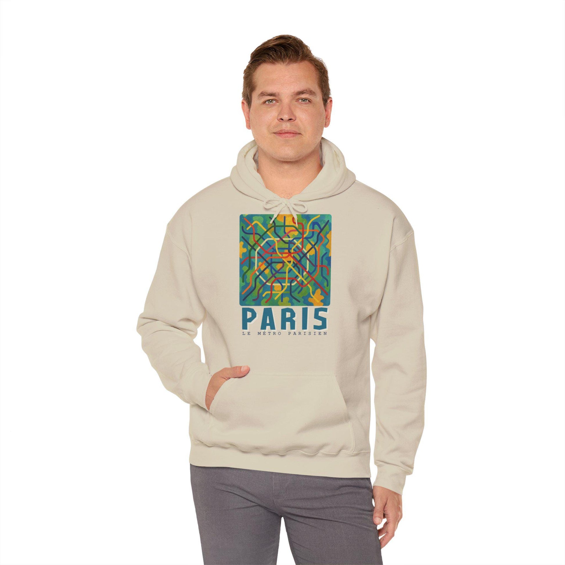 Sweat à capuche Paris – Hoodie unisexe avec design métro parisien, sweat graphique, streetwear tendance, idée cadeau voyage