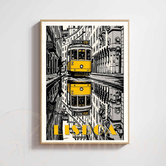 Affiche Lisbonne – Tramway jaune vintage dans les rues de Lisbonne - Affiche Lisbonne noir et blanc