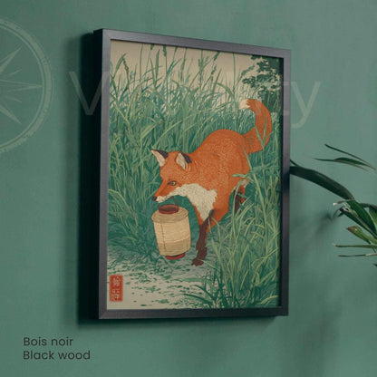 Poster vintage représentant un renard roux tenant une lanterne dans une forêt de hautes herbes