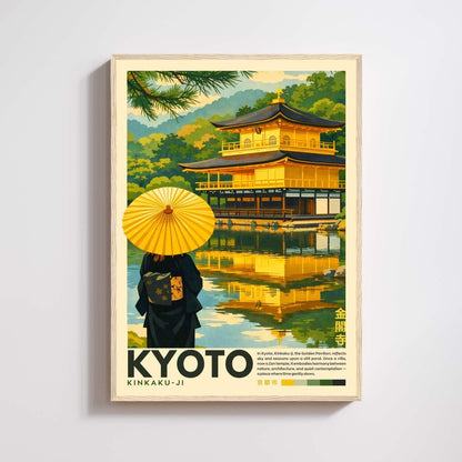 Affiche Kyoto Kinkaku-ji avec Pavillon d’Or, reflet sur l’eau, ombrelle jaune et paysage vert dans un cadre en bois clair
