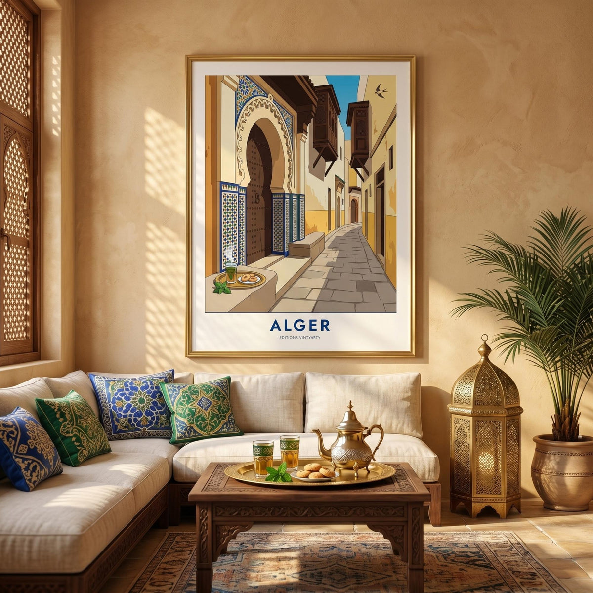 Affiche Alger ruelle de la Casbah, poster porte mauresque et zellige, art mural ocre nord-africain