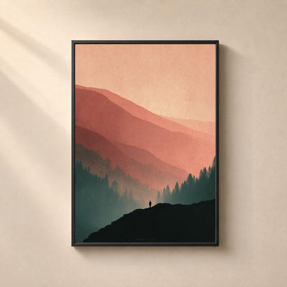 Affiche minimaliste de crêtes de montagne superposées au coucher du soleil, dégradé de corail sombre à rose pâle dans la brume, ciel crème et saumon, forêt de sapins vert profond sur le versant, croupe rocheuse presque noire au premier plan avec une silhouette humaine seule tournée vers la vallée.
