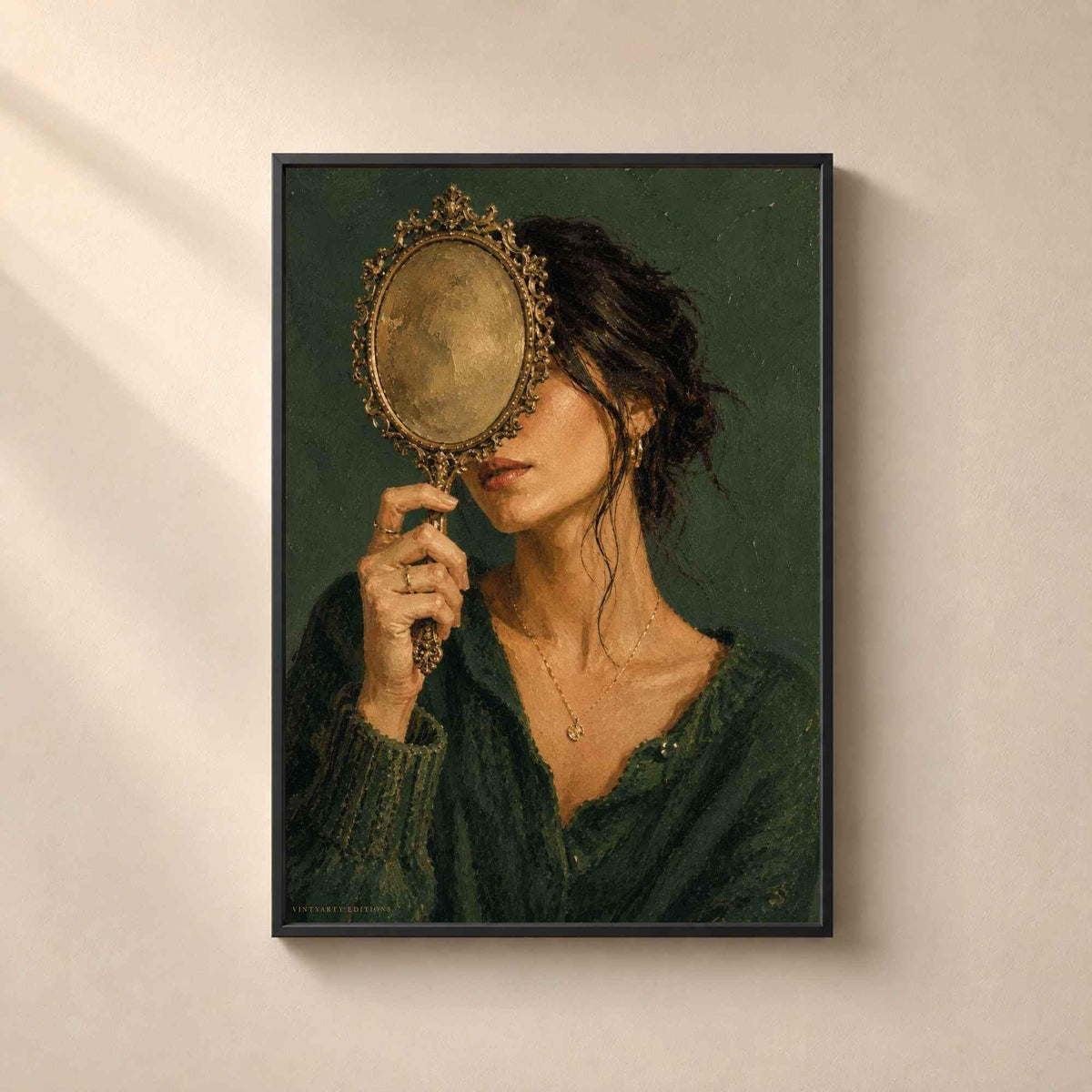 Affiche Femme au Miroir Ancien, Illustration Contemporaine Élégante, Décoration Murale, Collection Quiet Rituals