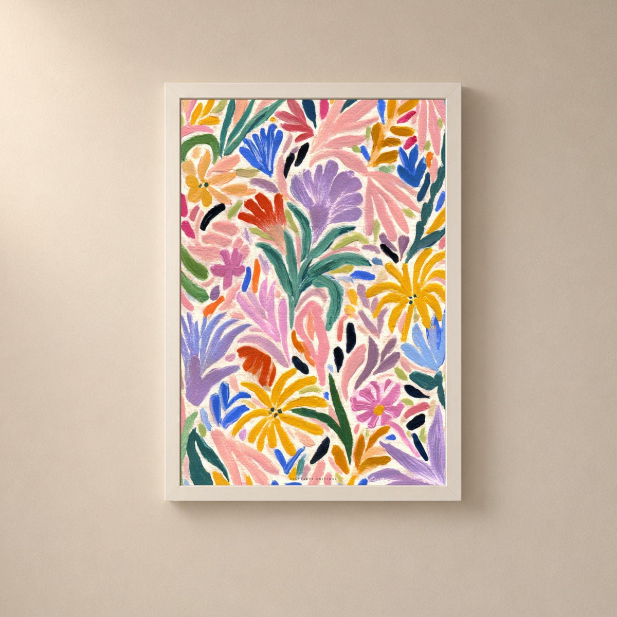 Affiche florale abstraite multicolore, poster fleurs peintes au pinceau, art mural coloré crème