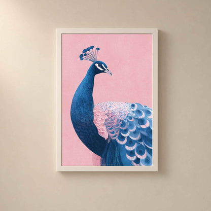 Affiche paon bleu fond rose, art mural oiseau élégant, illustration déco eclectic chic