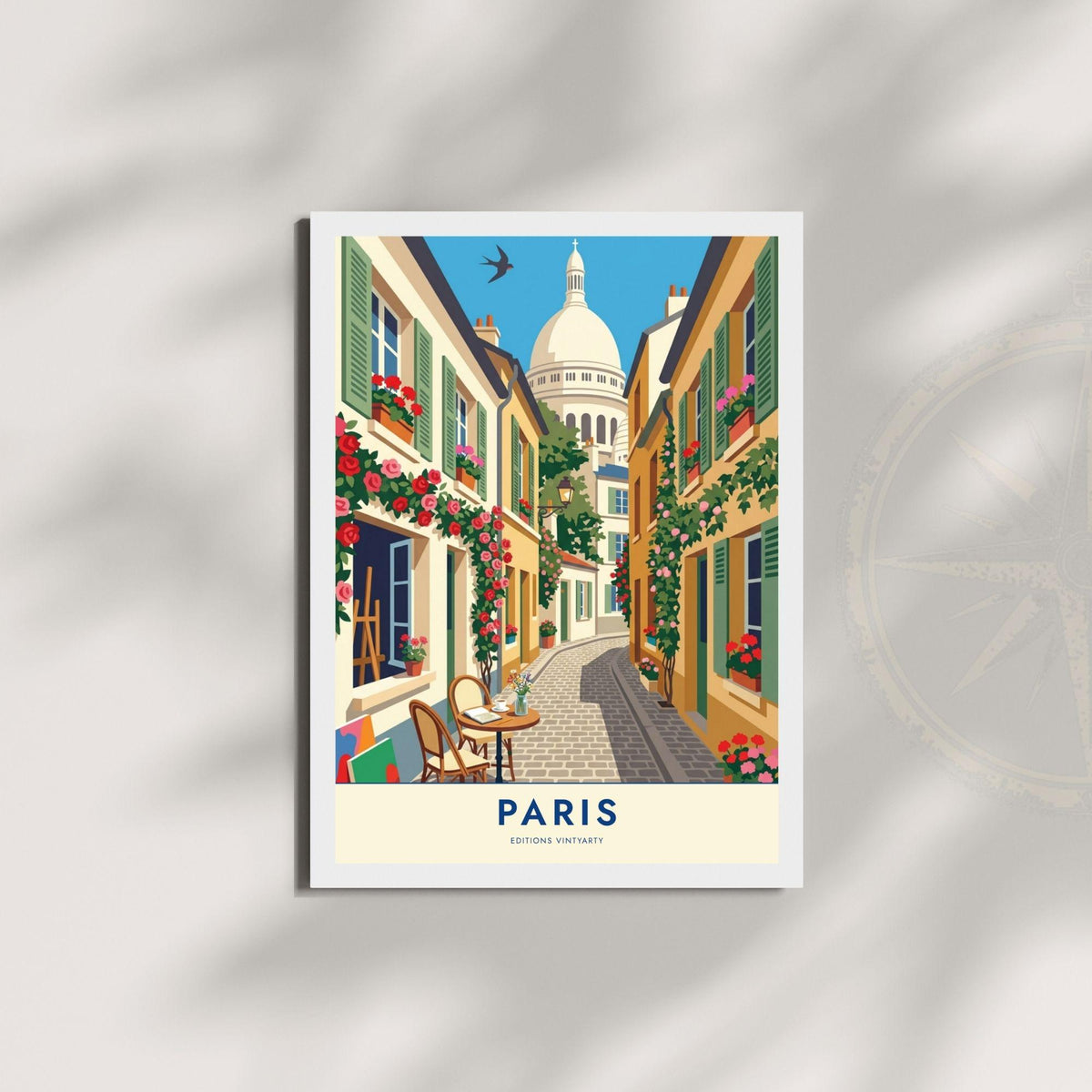 Affiche ruelle Montmartre fleurie, poster Paris terrasse de café, art mural voyage France