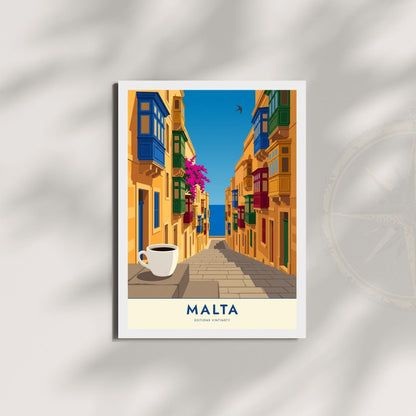 Affiche Malte La Valette balcons colorés, poster ruelle et mer, art mural jaune méditerranéen