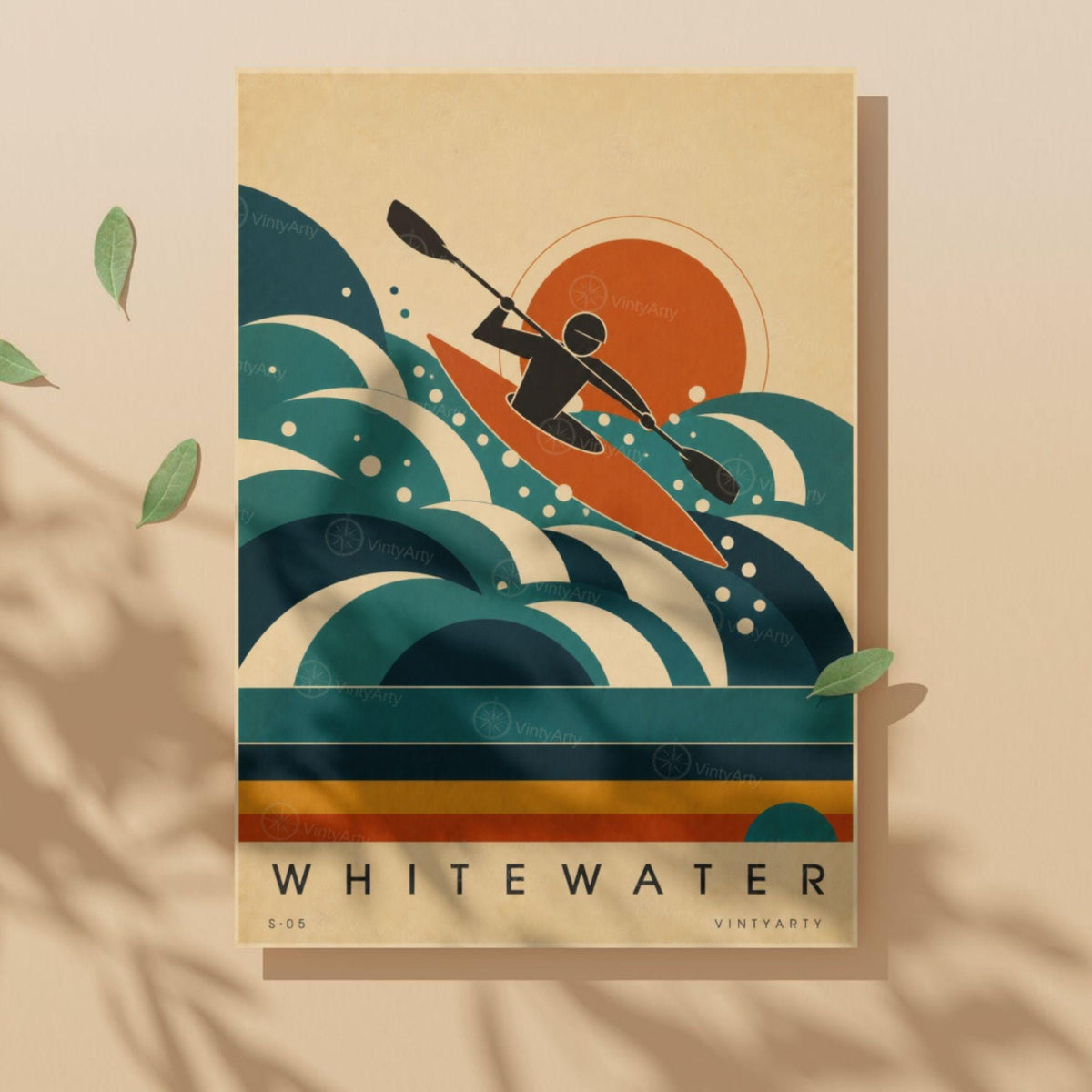 Affiche kayak, kayakiste en eaux vives au soleil couchant, illustration mid-century, art mural sport